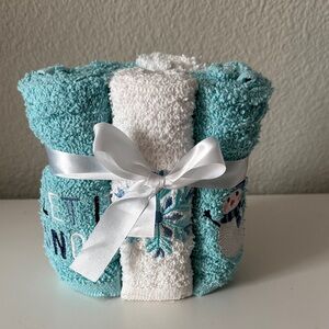 Festive Snowman and Snowflake wash cloth Towels